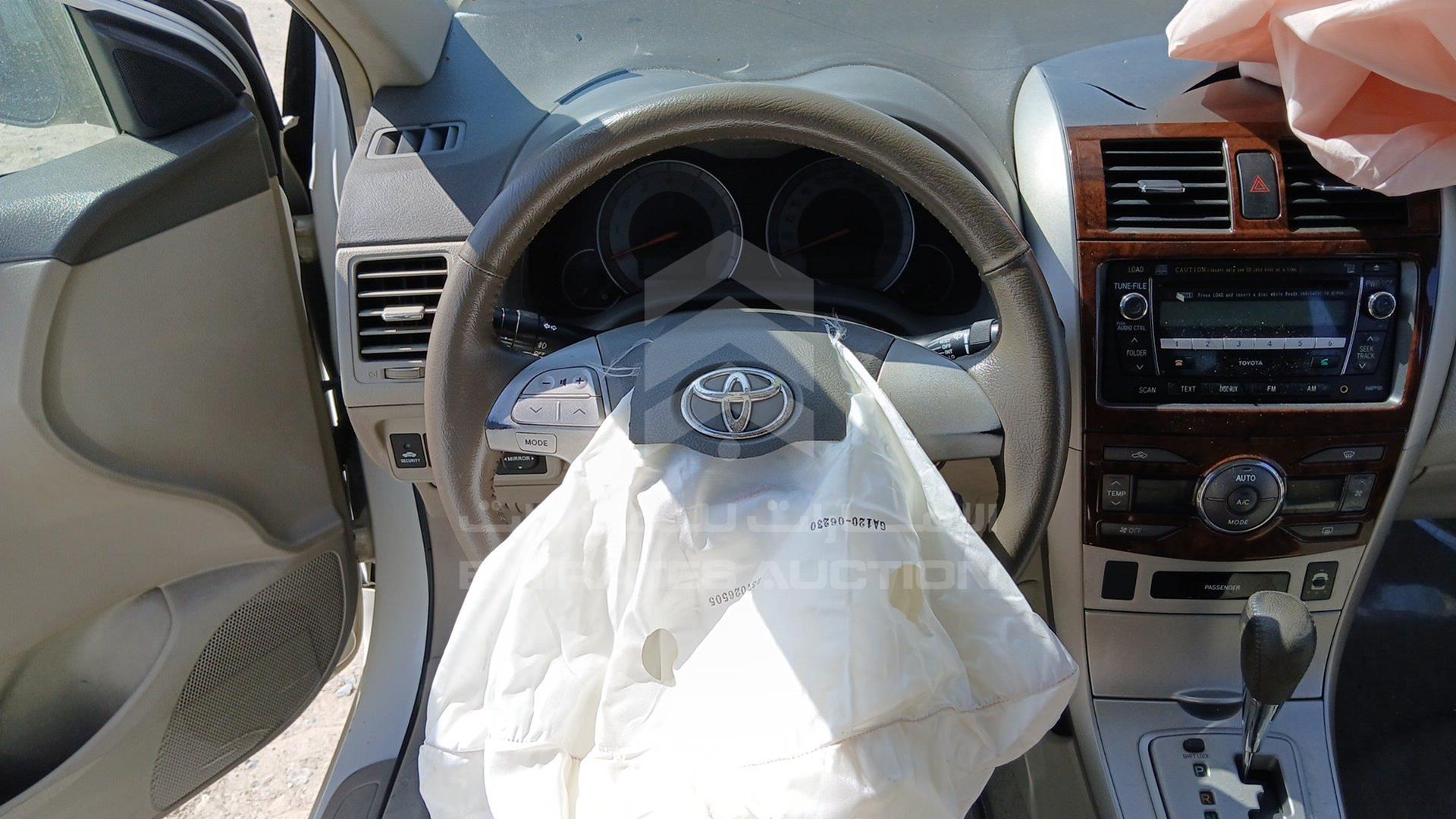 2008 TOYOTA COROLLA VIN: JTDBR40EX89007675