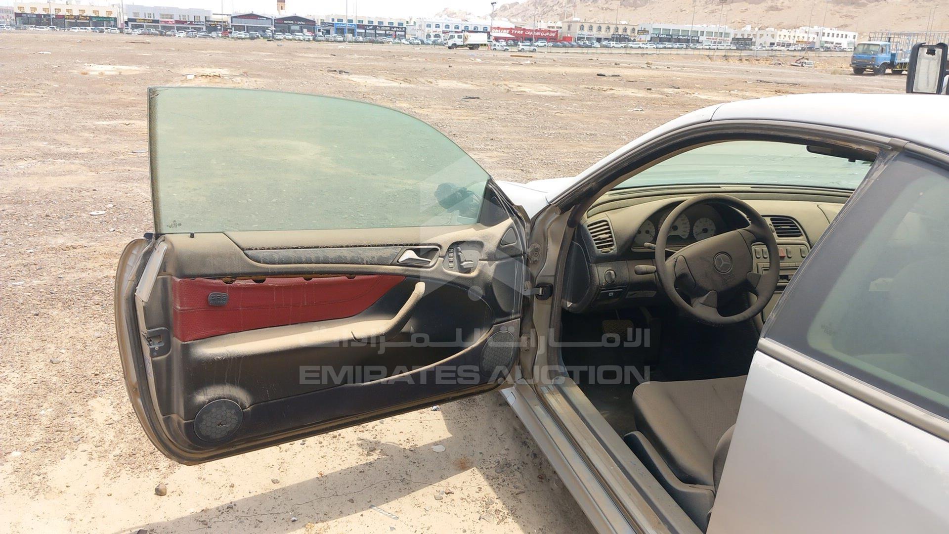 0 MERCEDES --- VIN: WDB2083651F024839