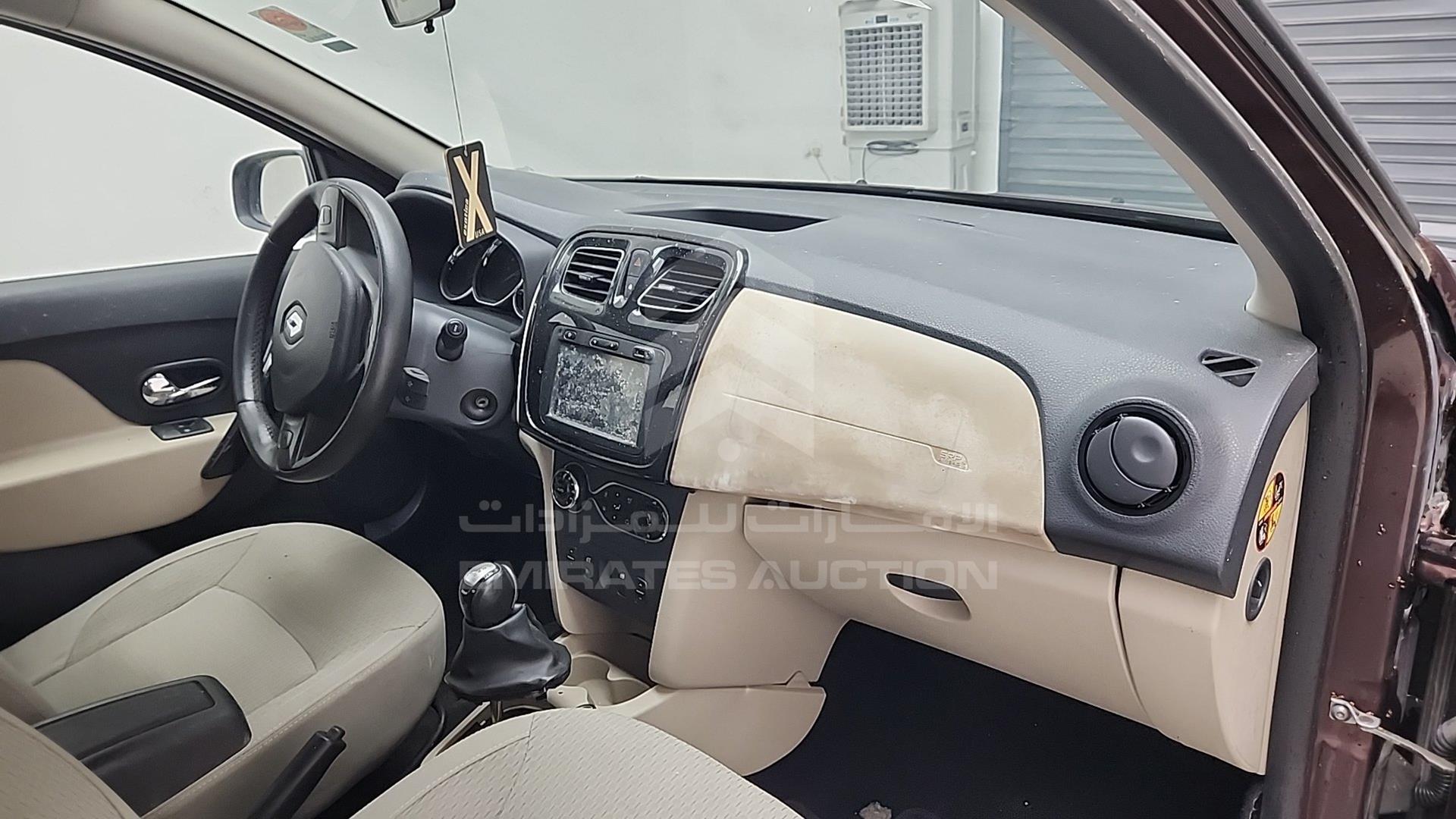 2017 RENAULT SYMBOL VIN: VF14SRAB8HT513862