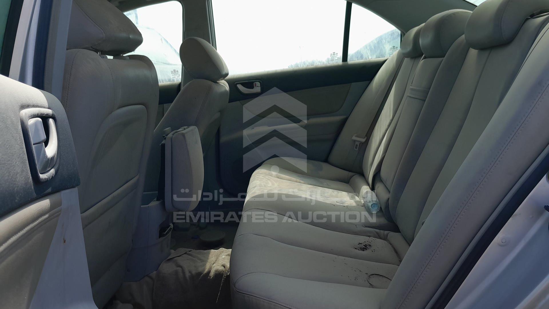 2007 HYUNDAI SONATA VIN: KMHEU41F87A327623
