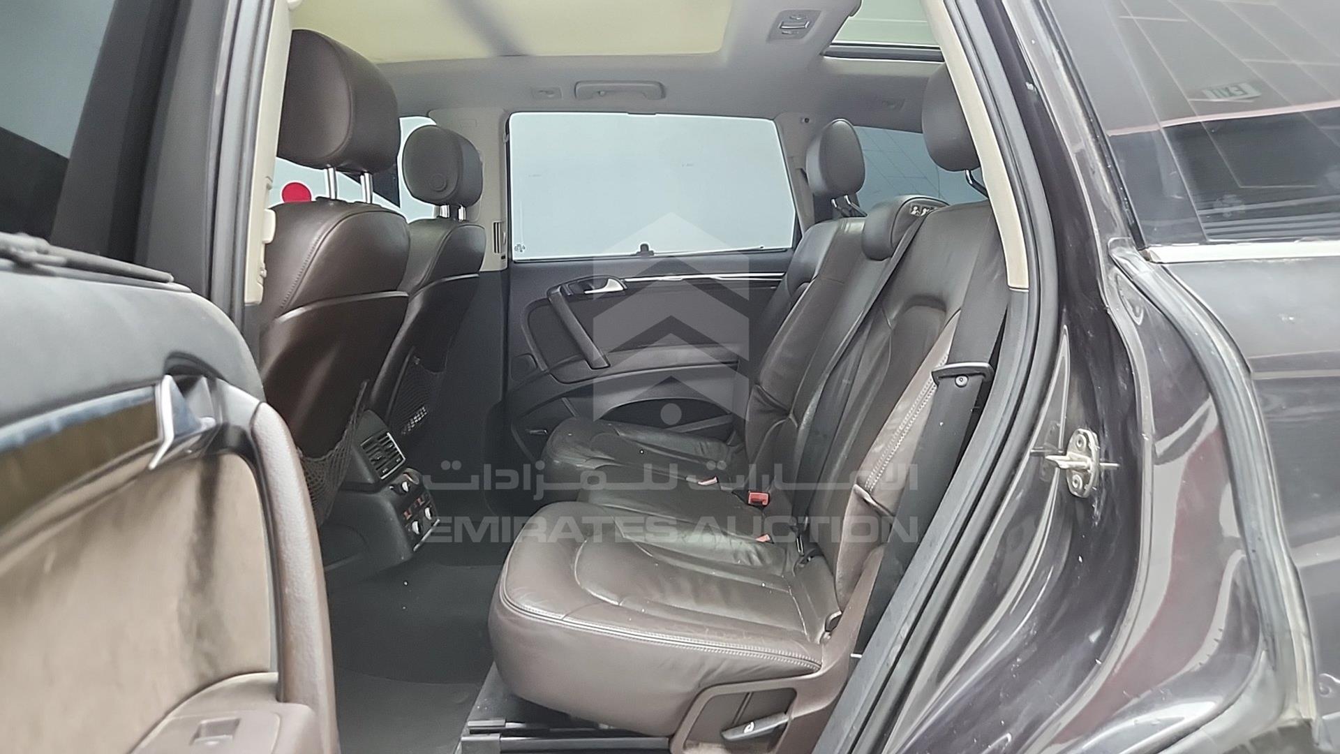 2010 AUDI Q7 VIN: WAUAVD4L2AD003989