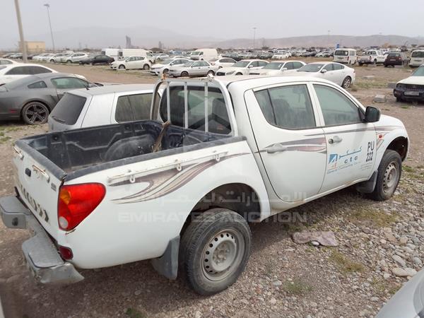 MMBJNKB408D030079 Mitsubishi L 200