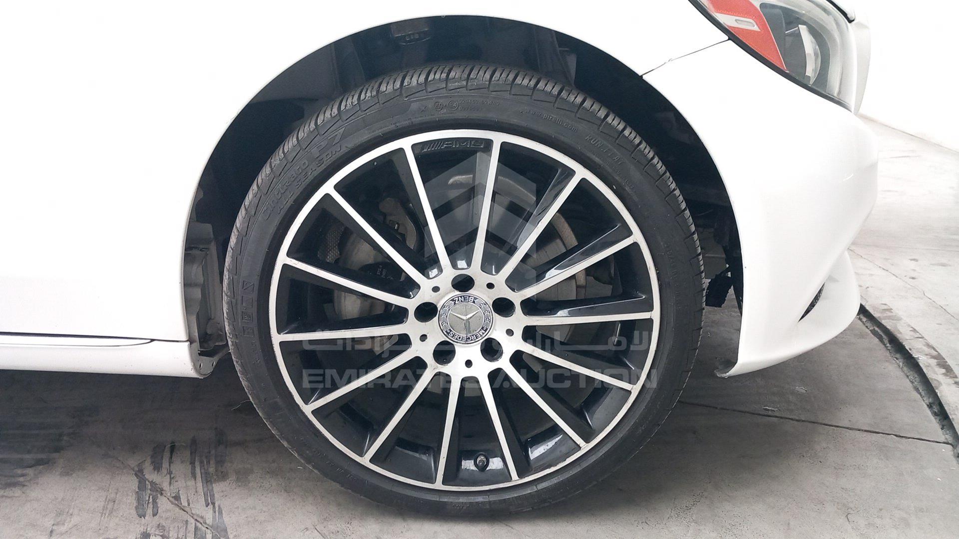 2015 MERCEDES C 300 VIN: 55SWF4KBXFU040349