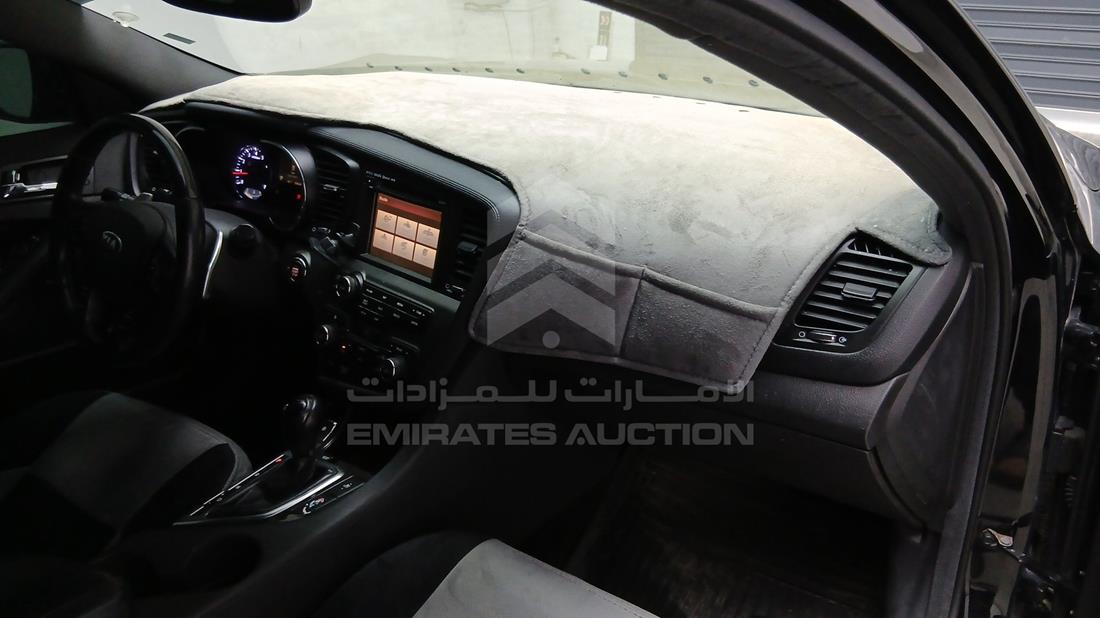 2013 Kia Optima — Front Right Passenger Dashboard View — Photo 33
