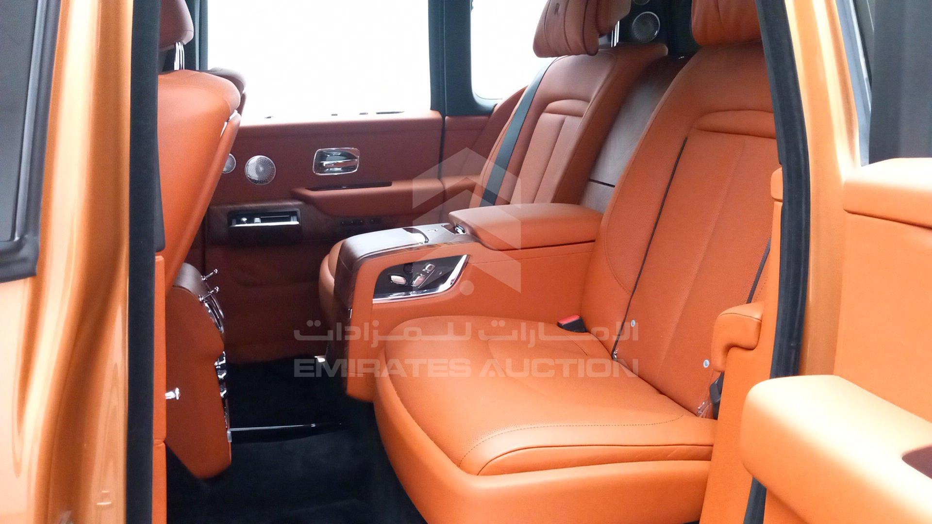 2019 ROLLS-ROYCE CULLINAN VIN: SCA689X09KU110187