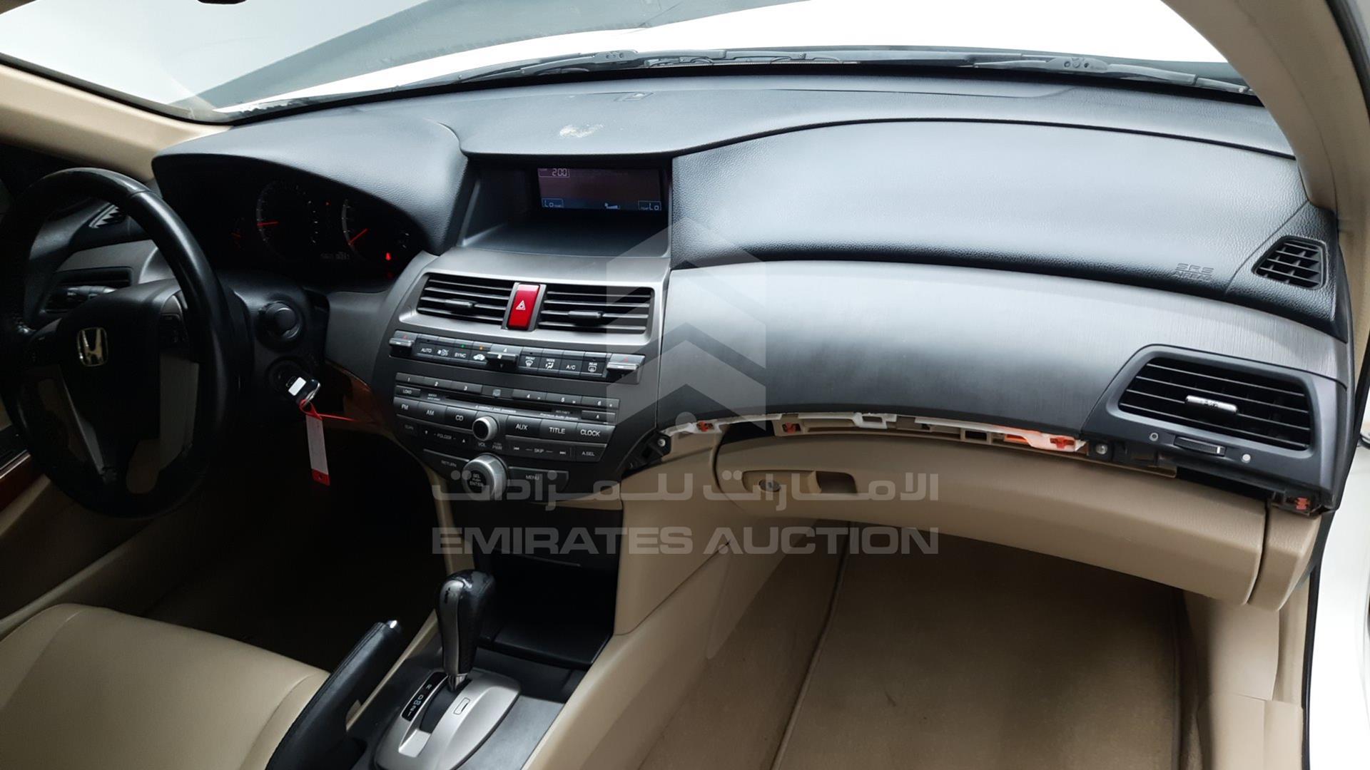 2011 HONDA ACCORD VIN: JHMCP2673BC405133