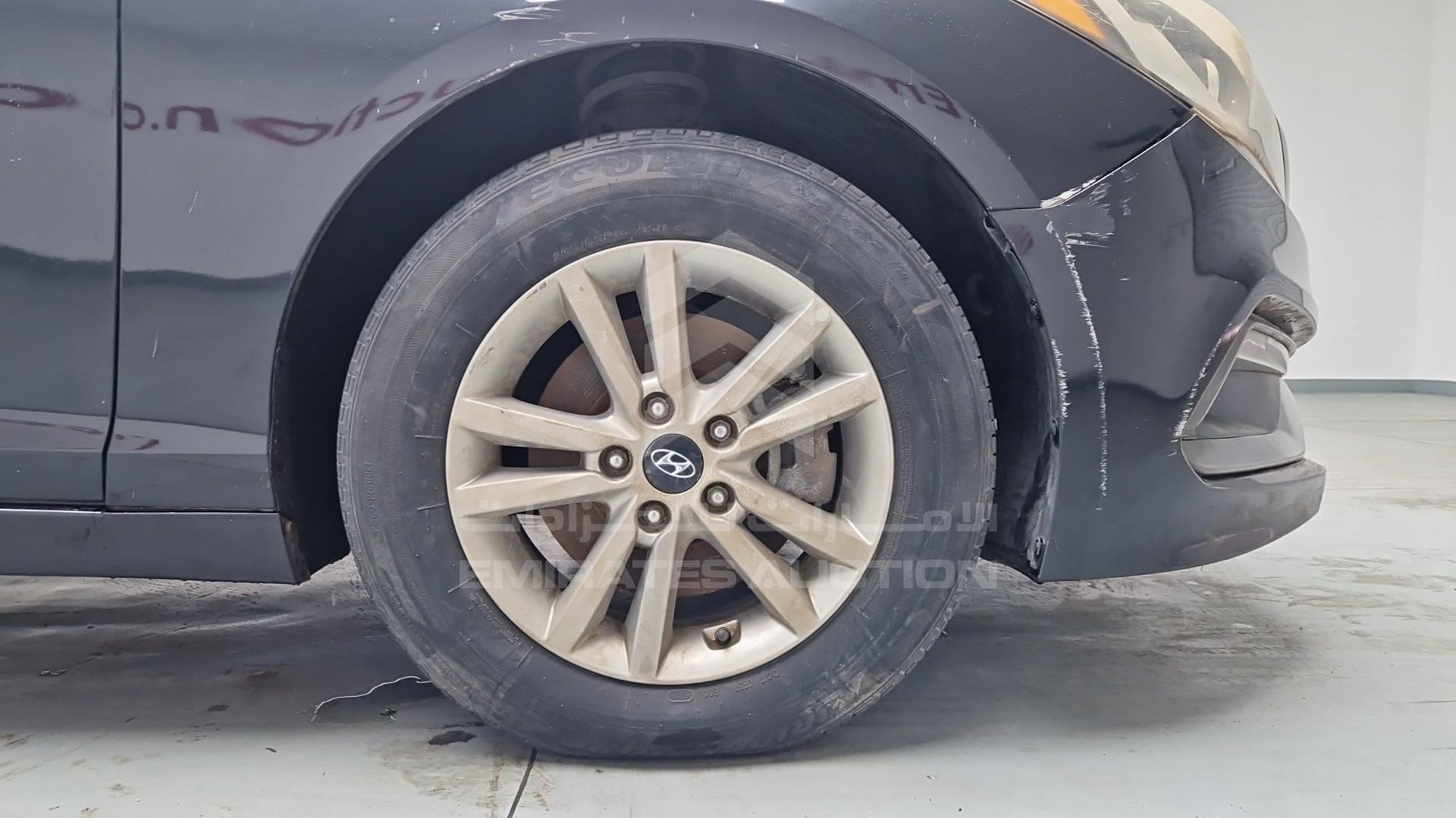 2016 HYUNDAI SONATA VIN: 5NPE24AF7GH273542