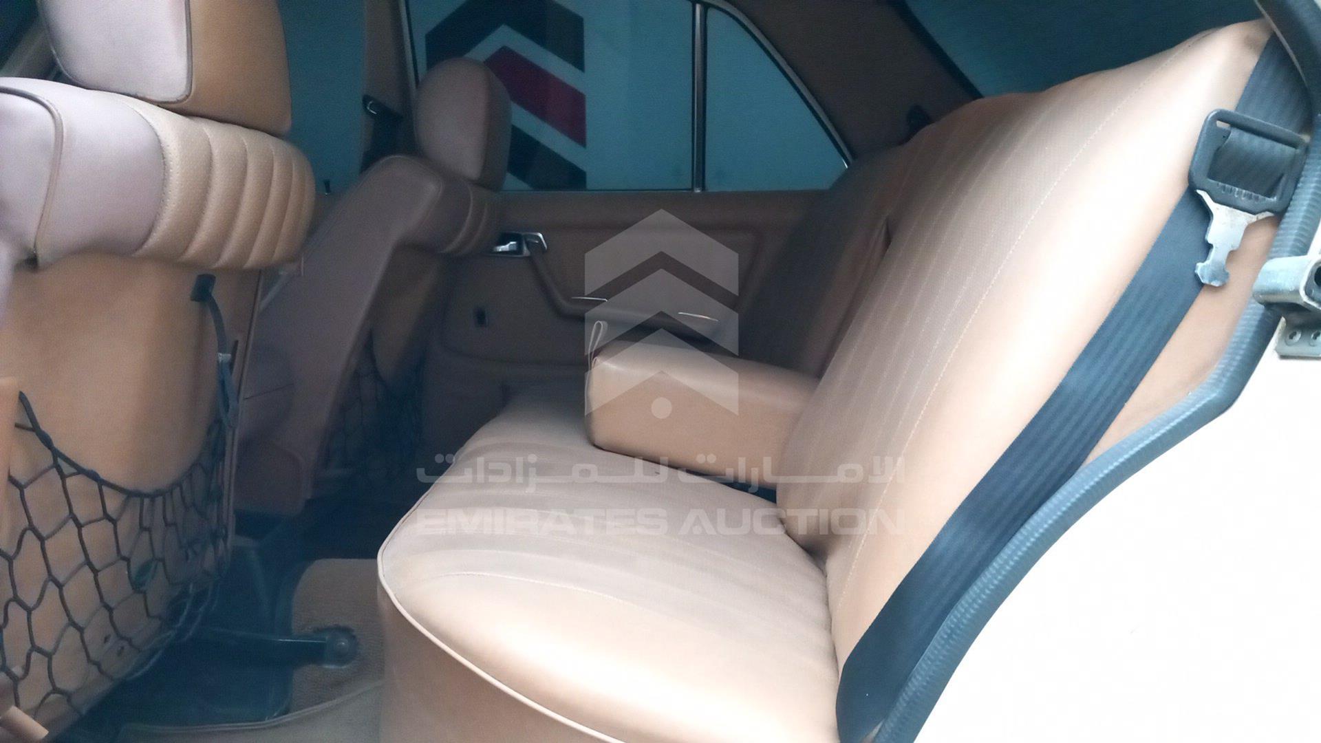1980 MERCEDES D 300 VIN: WDB12313012183975