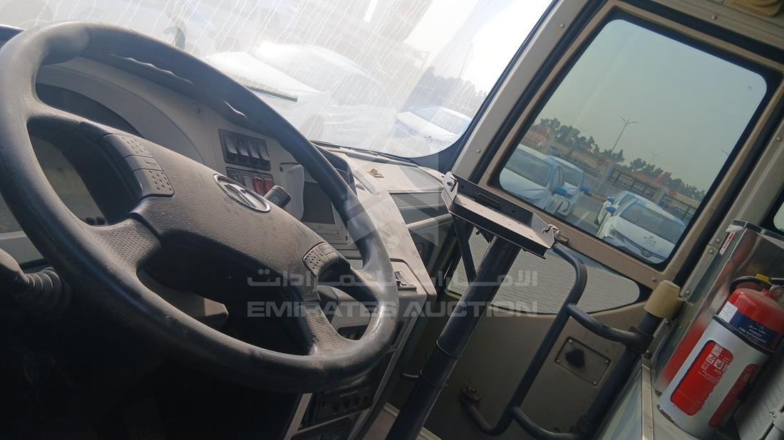 2019 King Long XMQ 6120 — Front Left Driver Dashboard View — Photo 10