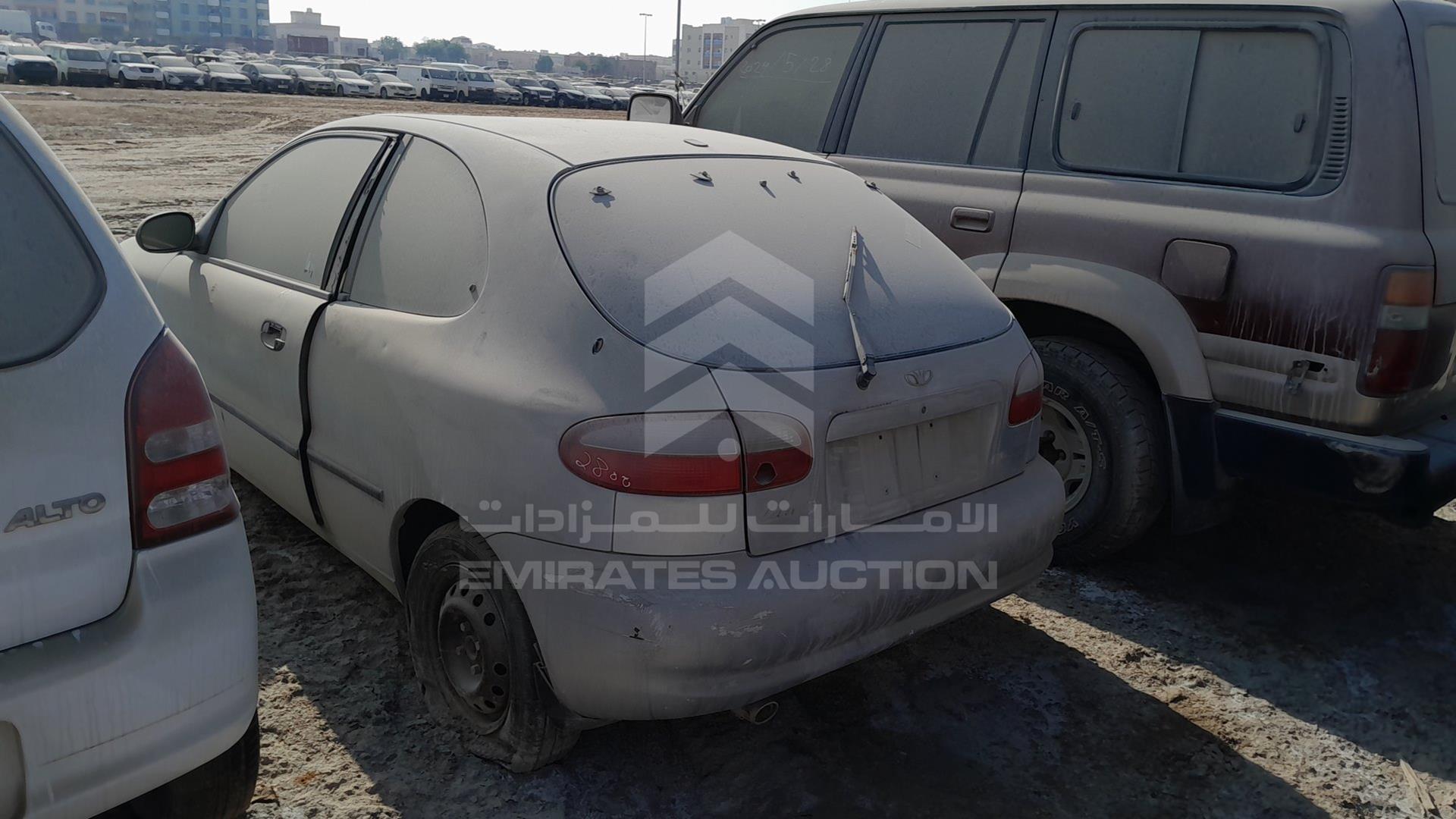 2000 DAEWOO LANOS VIN: KLATB2260YB507671