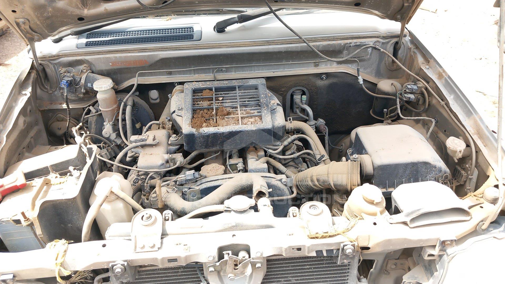2000 MITSUBISHI PAJERO MINI VIN: H58A-0117511