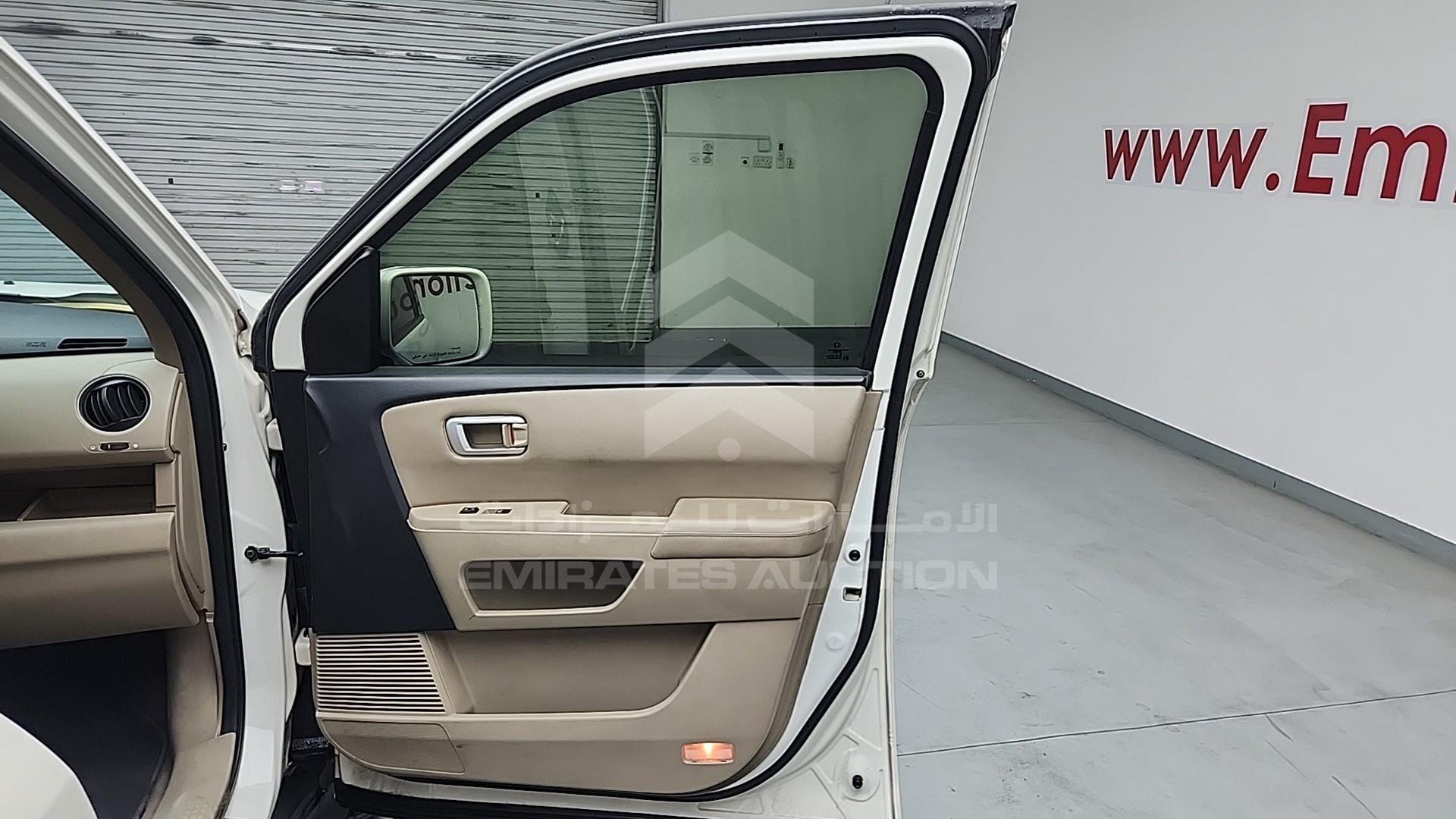 2014 HONDA PILOT VIN: 5FNYF4855EB701117