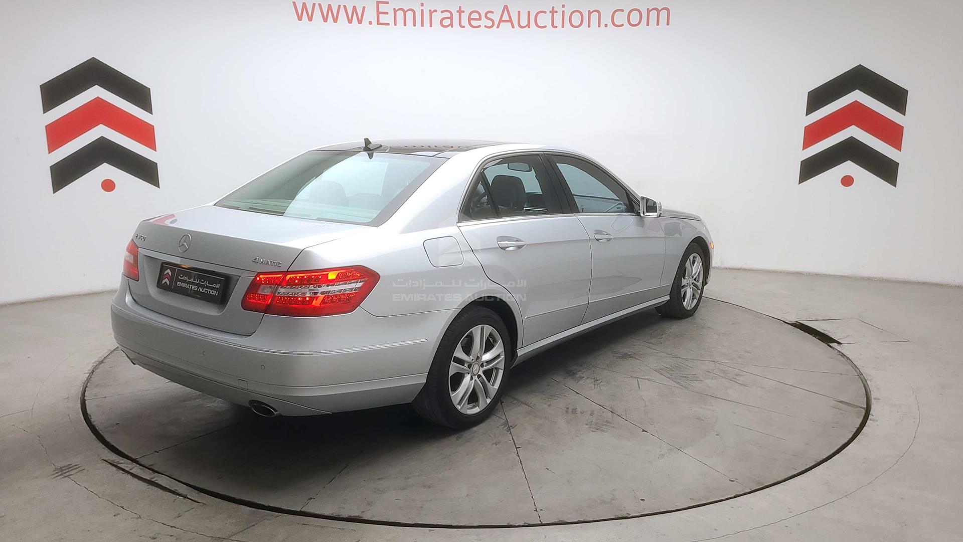 2011 MERCEDES E350 VIN: WDDHF8HB1BA303636