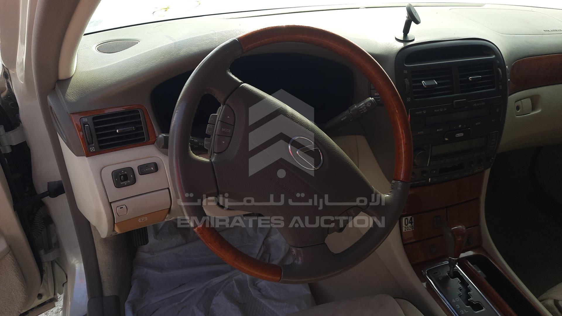 2001 LEXUS LS 430 VIN: JTHBN30F910048922