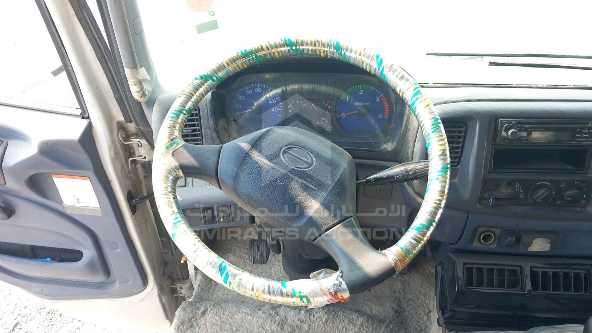 2003 HINO FG VIN: JHDFG1JP231S10071