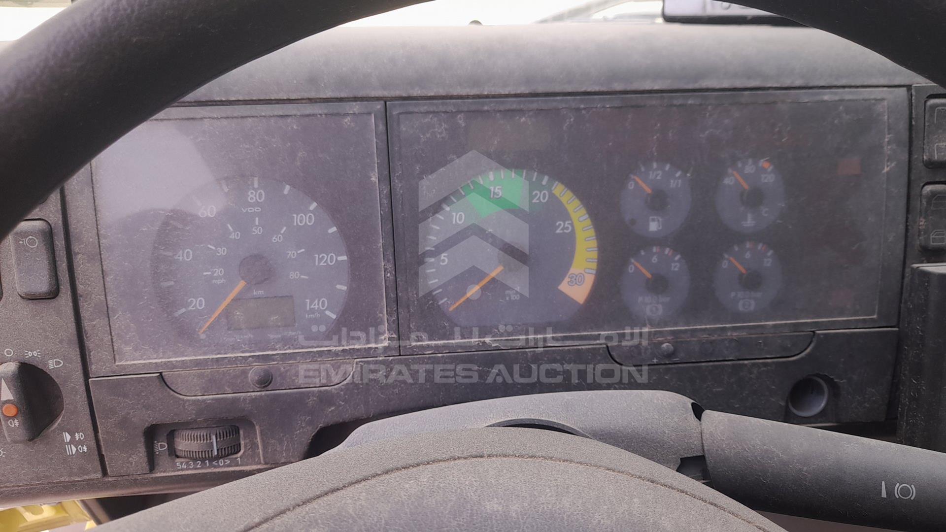 0 MERCEDES --- VIN: WD3D049349N137250