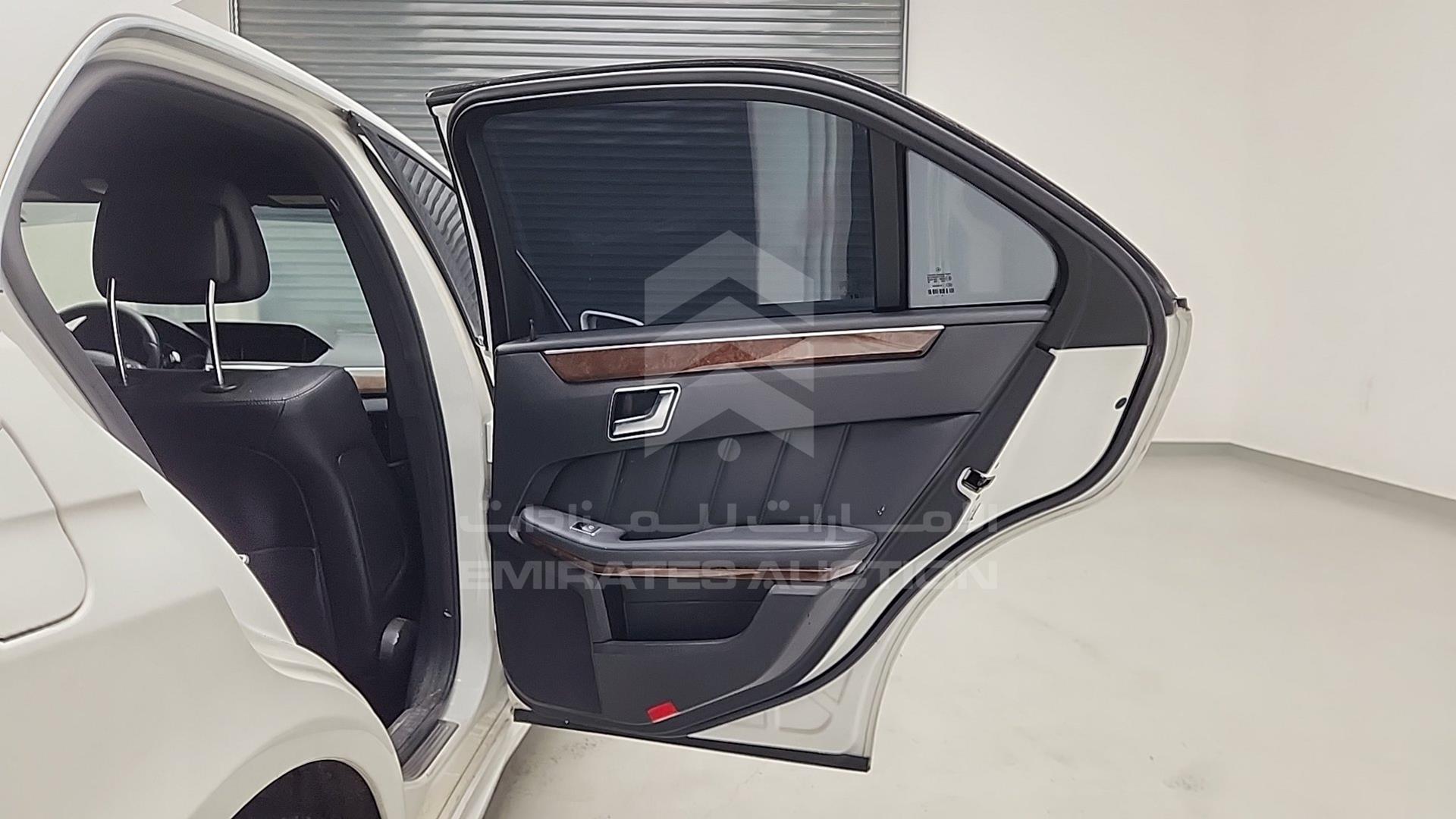 2013 MERCEDES E 350 VIN: WDDHF5KB4DA720730