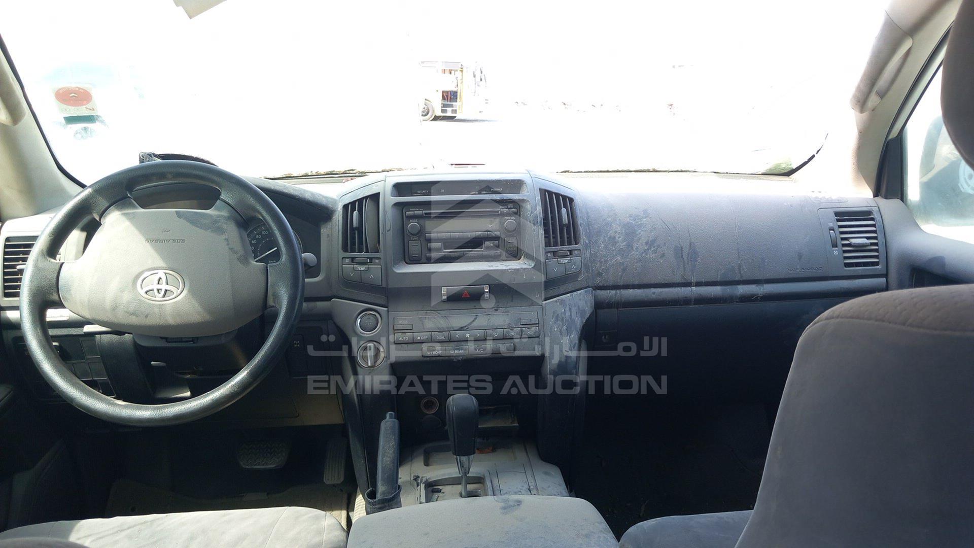 2009 TOYOTA LAND CRUISER VIN: JTMDU09J494018850
