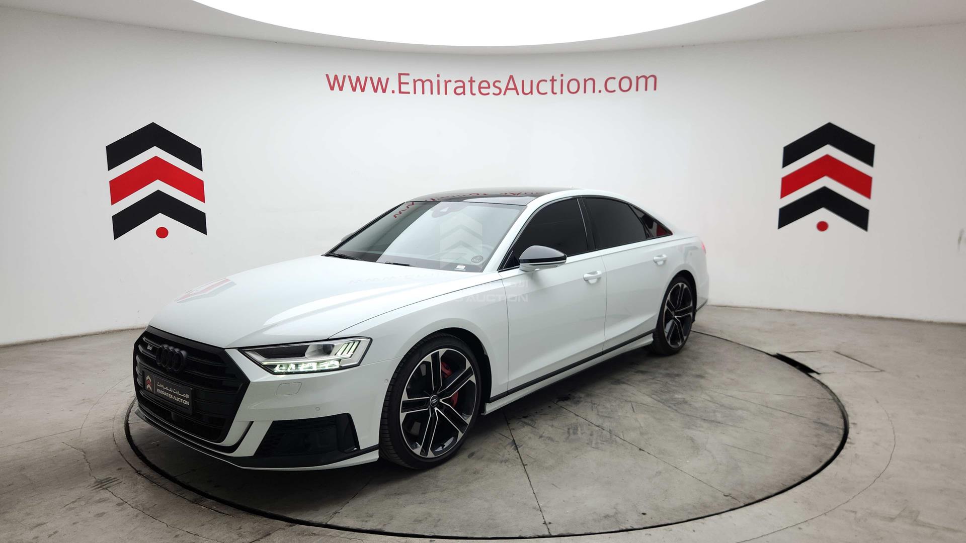 2020 AUDI S8 VIN: WAUZZZF85LN013510