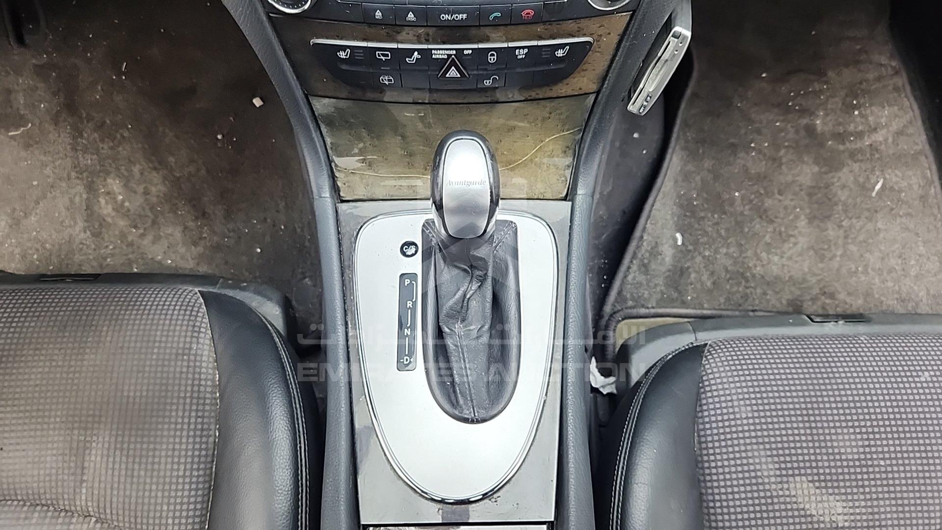 2004 MERCEDES E 320 VIN: WDB2112821X108945