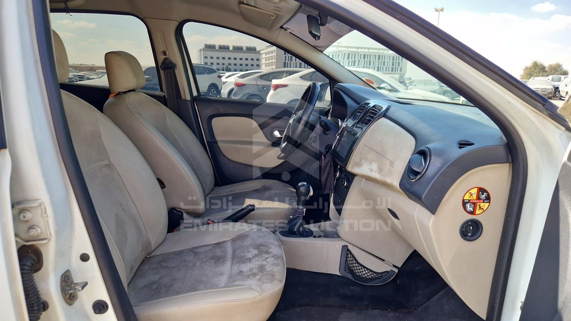 2017 RENAULT SYMBOL VIN: VF14SRAB2HT518524