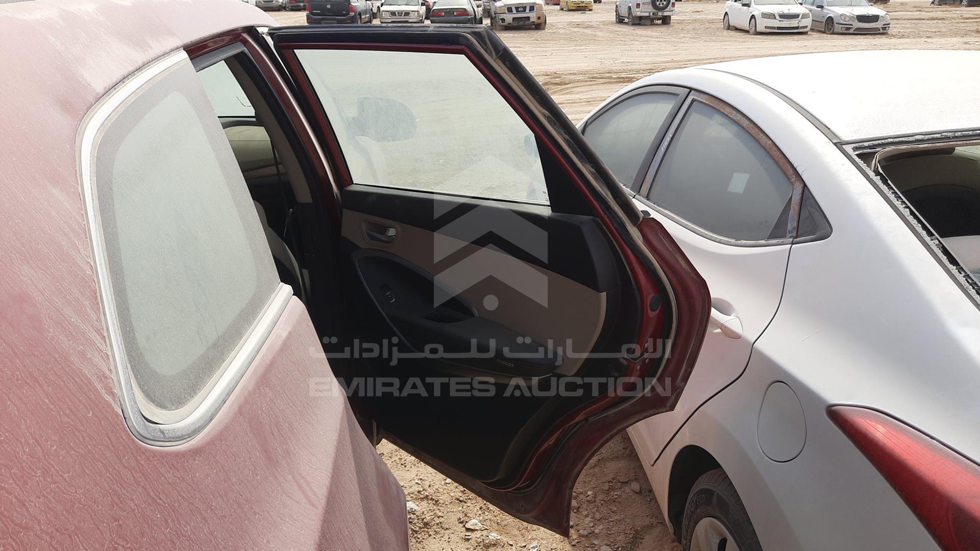 2015 HYUNDAI SANTA FE VIN: KMHSM81EXFU079194