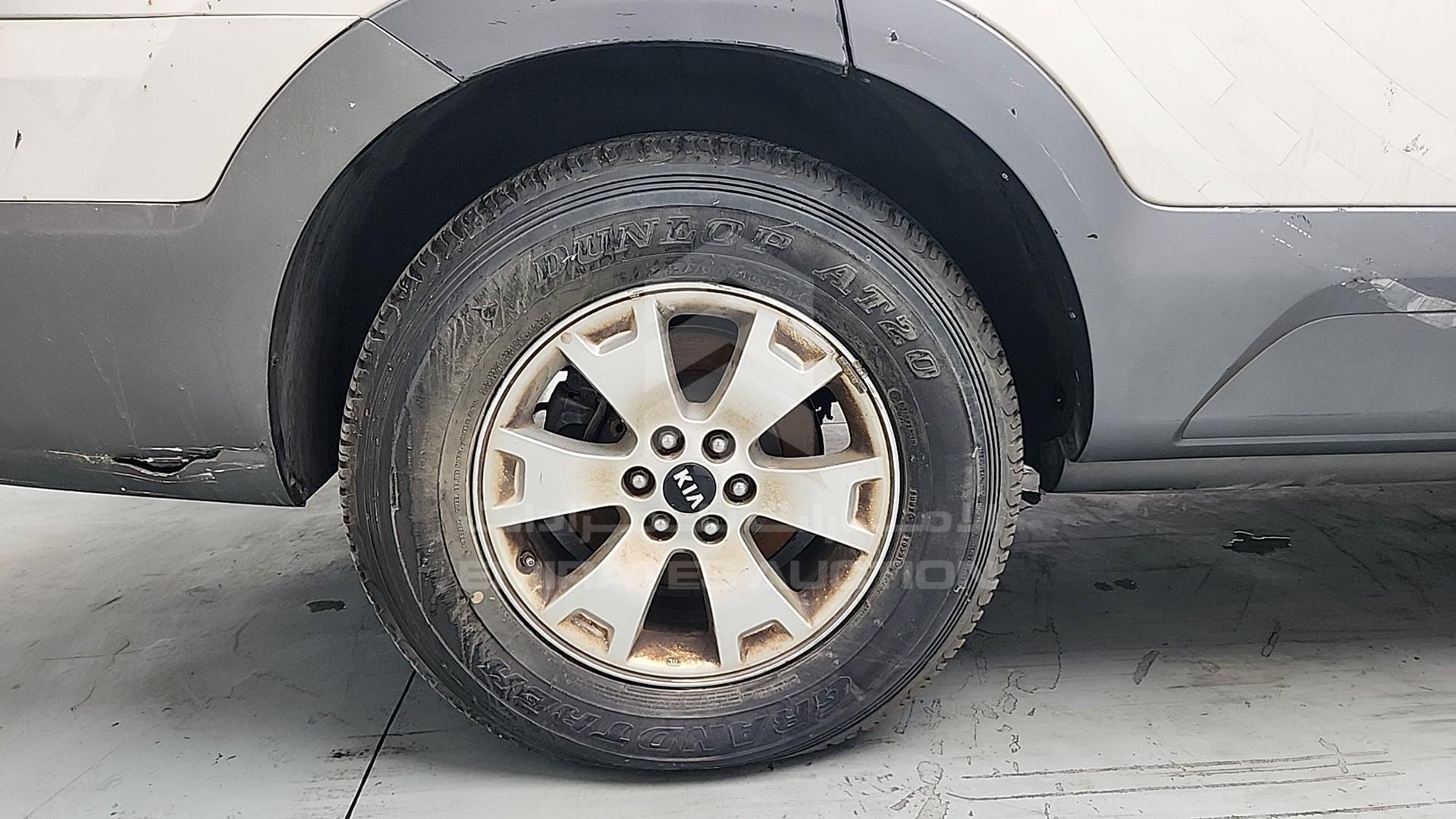 2017 KIA MOHAVE VIN: KNAKN8115H5156238