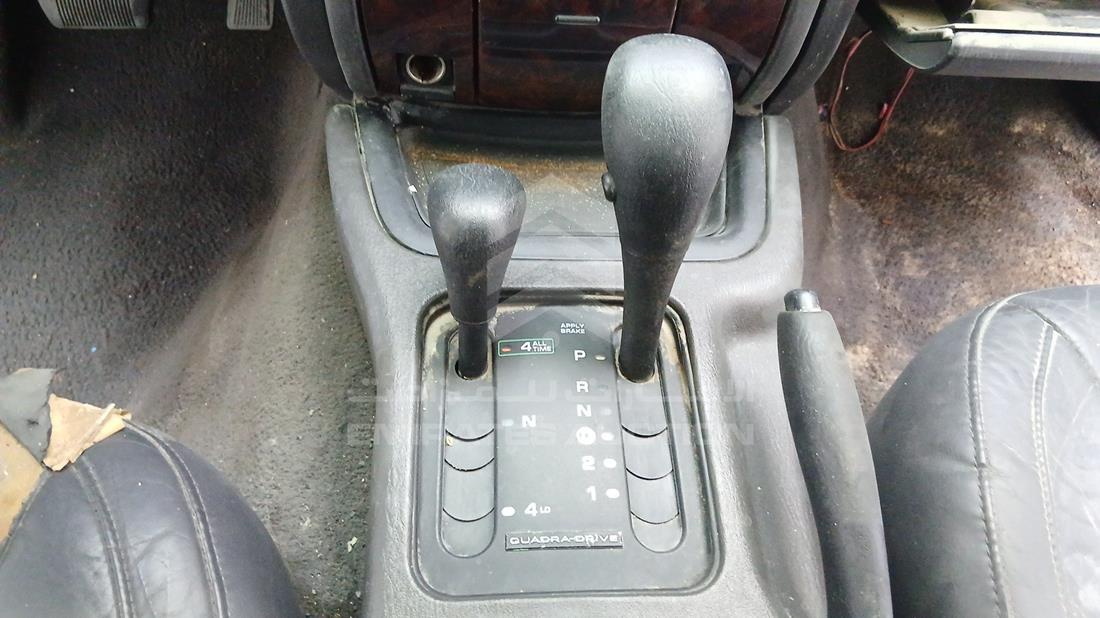 جيب جراند شيروكي 2001 — زاوية ناقل الحركة — صورة 19