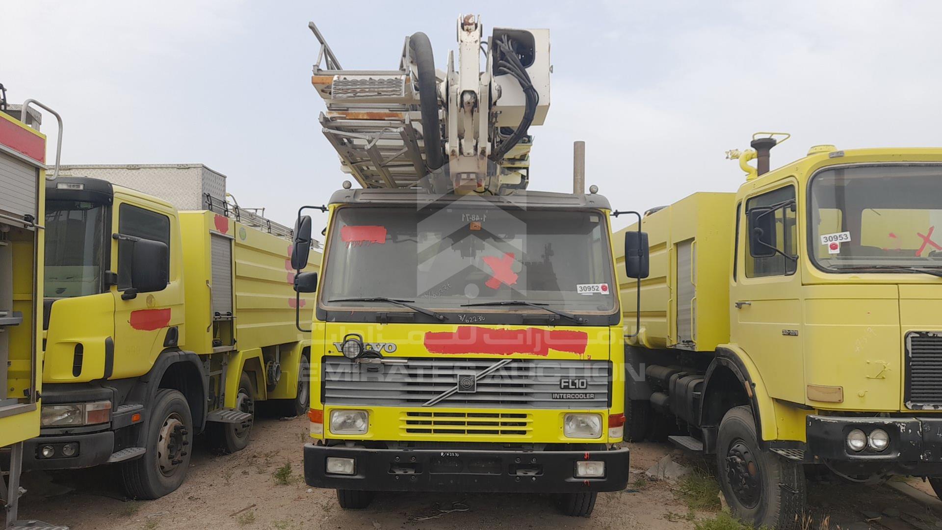 0 VOLVO FL 10 VIN: YV2F4C1G5WA281992