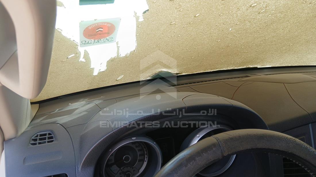 ميتسوبيشي باجيرو 2009 — زاوية واجهة السائق الأمامية اليسرى — صورة 11