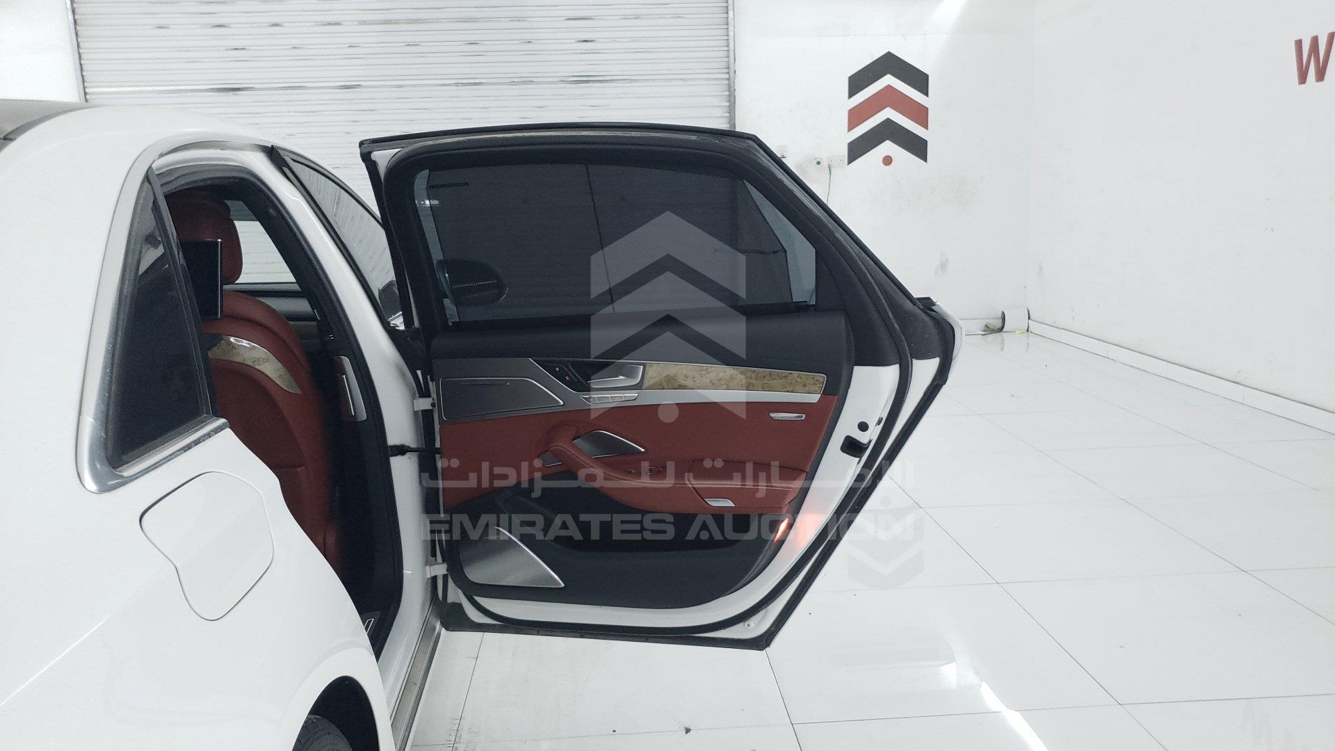 WAUR4B4H5CN012950 - 2012 Audi A8 - #353160
