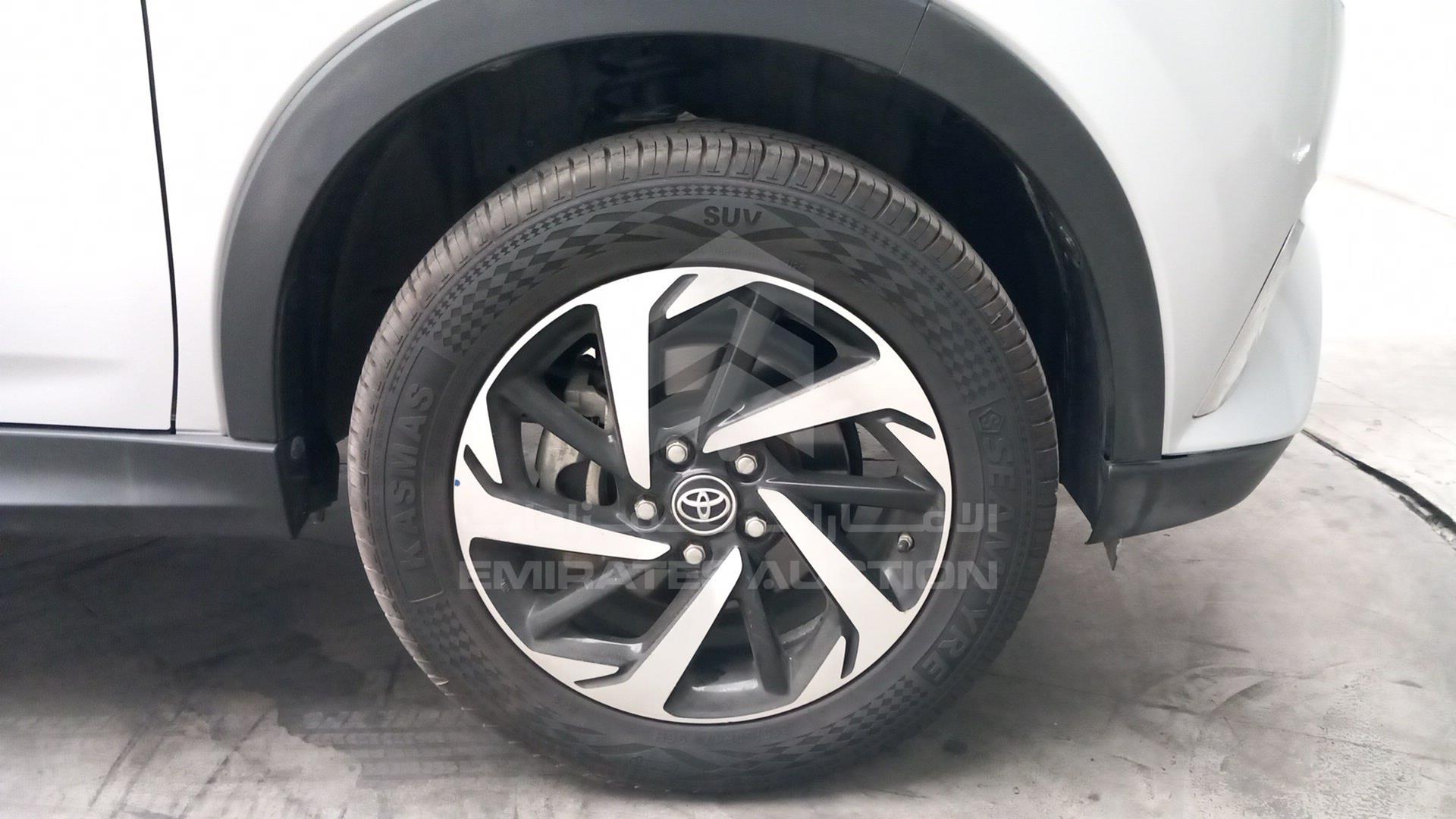 2019 TOYOTA RUSH VIN: MHKEF8BF9KK001150