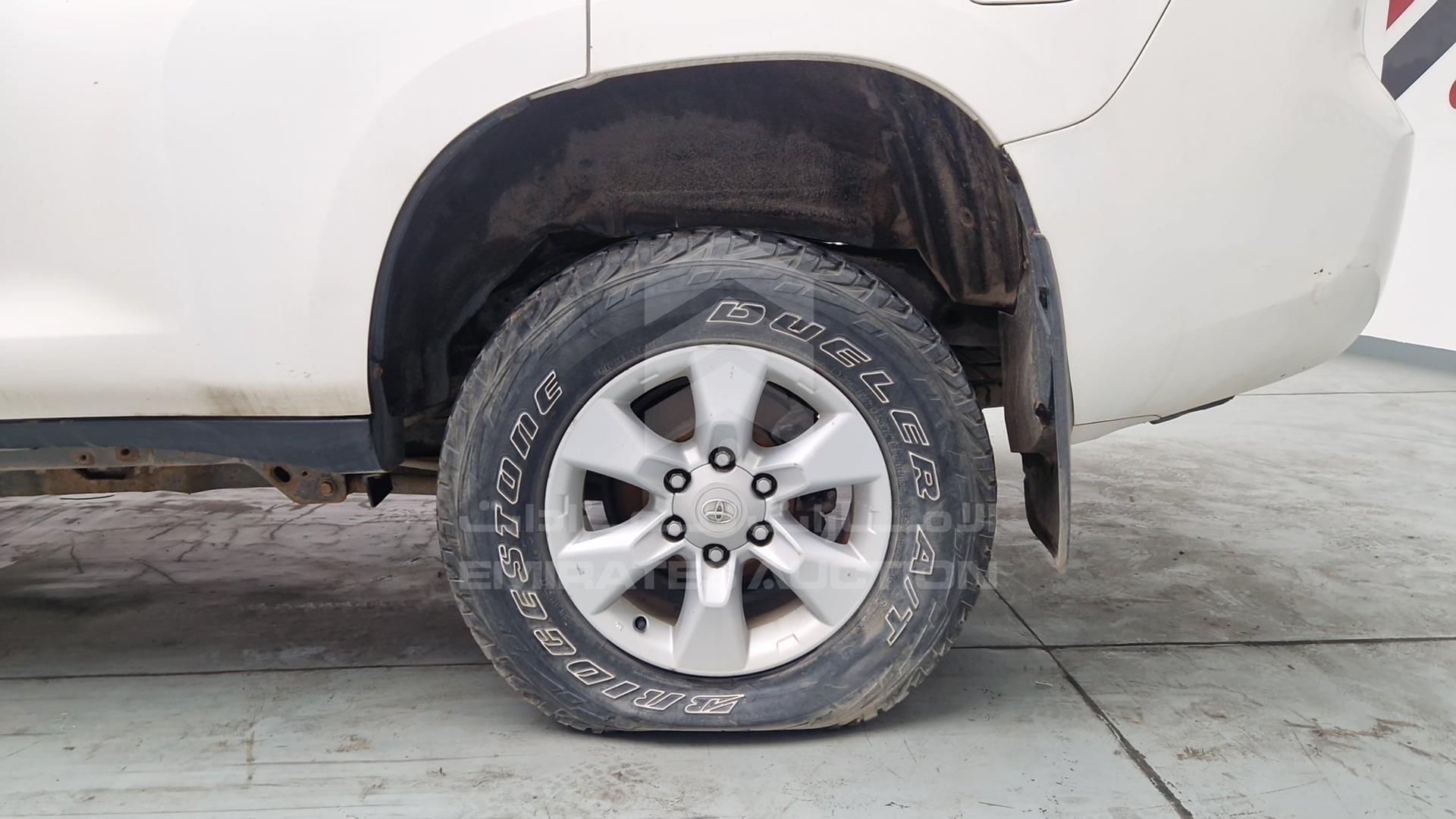 2012 TOYOTA PRADO VIN: JTEBD9FJ50K011805
