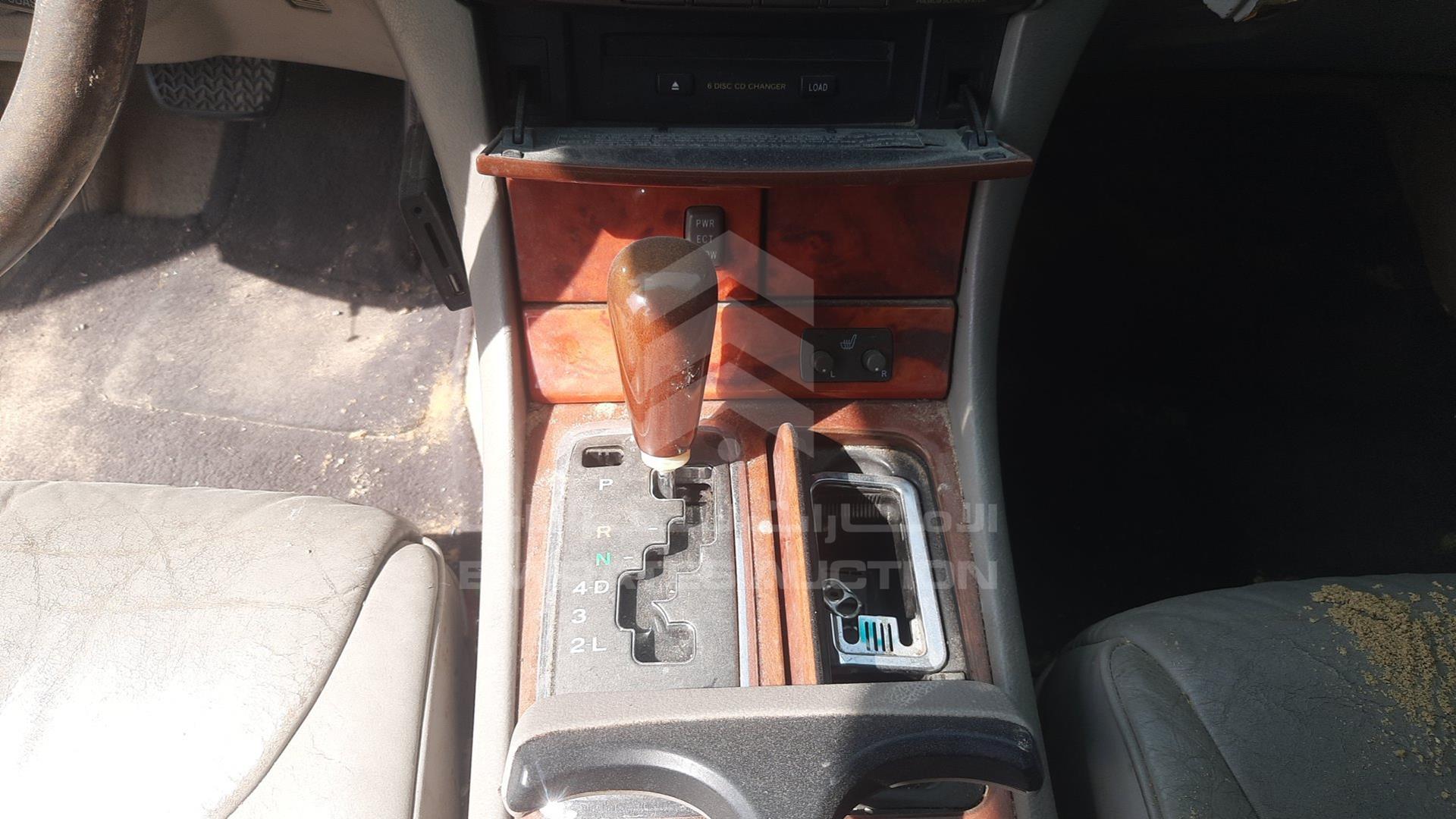 2002 LEXUS LS 430 VIN: JTHBN30F320079732