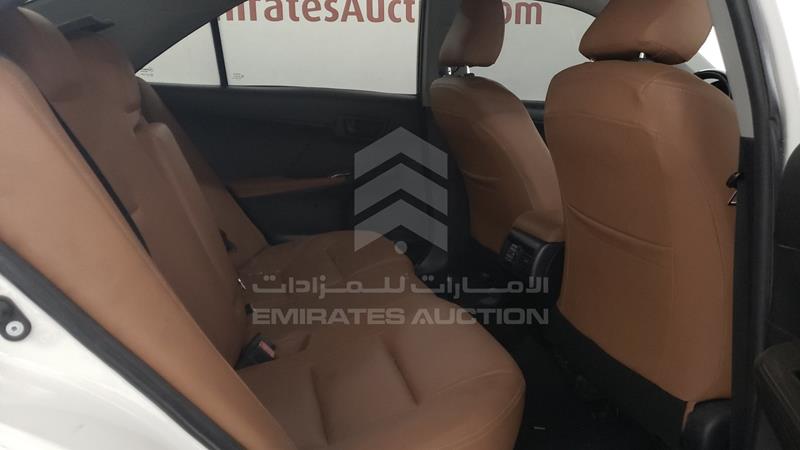 6T1BF9FK7FX563065 Auction: EmiratesAuction Lot: 409828 6T1BF9FK7FX563065 Toyota Camry 2015 WHITE Photo 27