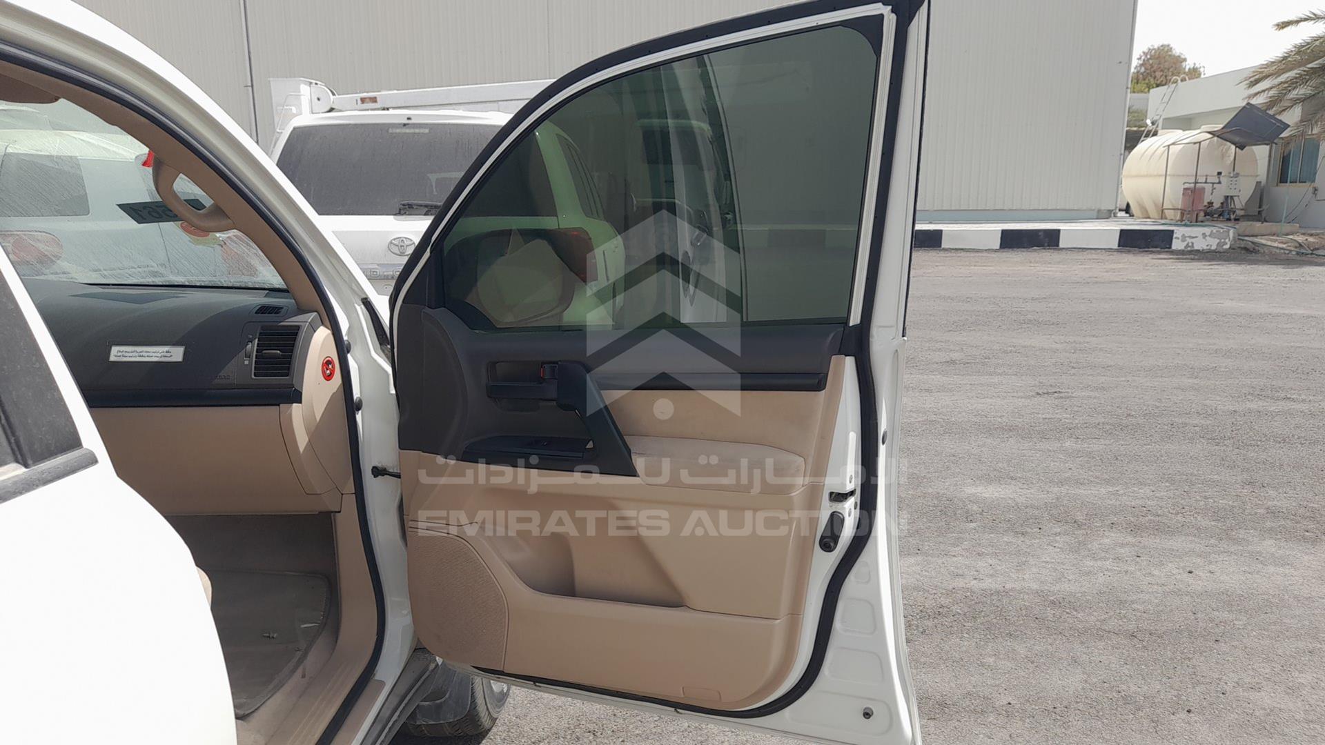 2013 TOYOTA LAND CRUISER VIN: JTMDU09J6D5072251