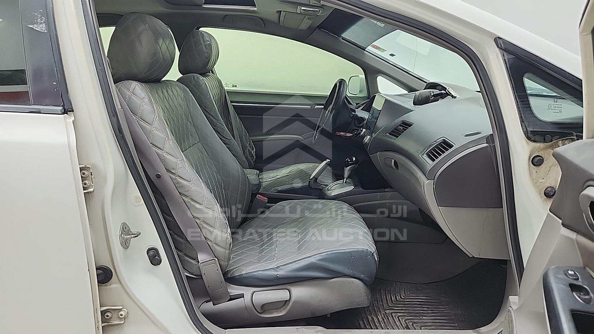 2011 HONDA CIVIC VIN: 2HGFA1F09BH011471