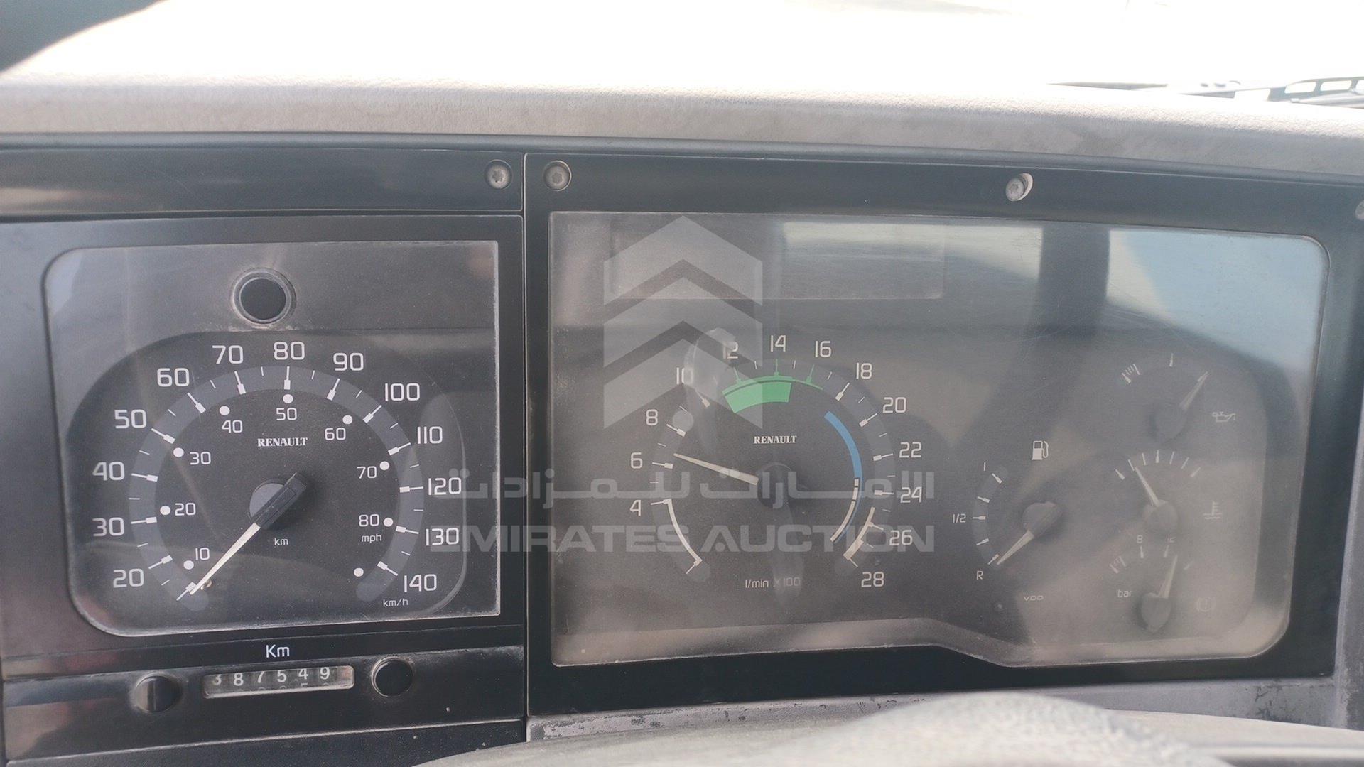 2005 RENAULT KERAX 350 VIN: VF633DVC05E105219