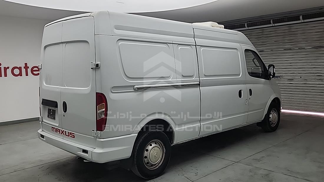 2022 Maxus V80 — Rear Right Angle — Photo 9
