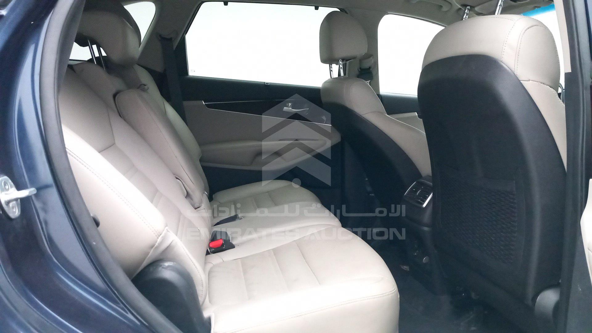 2018 KIA SORENTO VIN: 5XYPHDA51JG354243