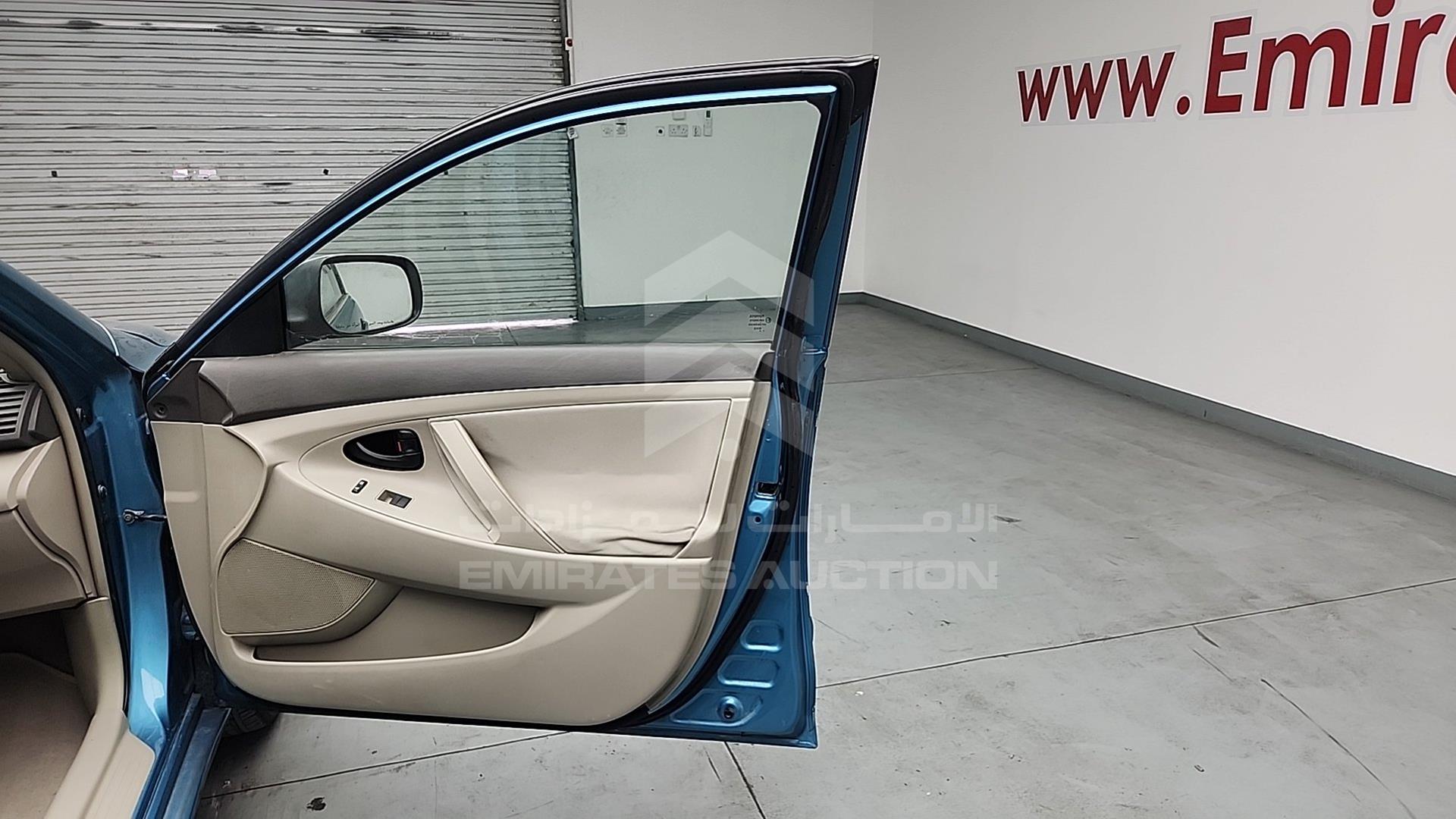 2011 TOYOTA CAMRY VIN: 6T1BE42K3BX700802