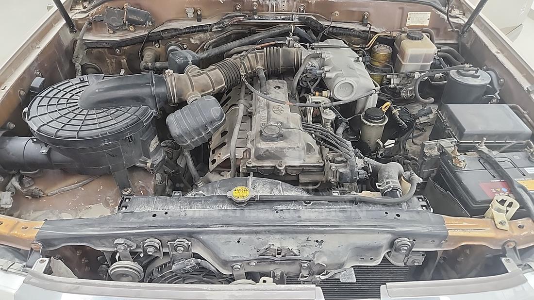 2003 Toyota Land Cruiser — Engine Bay — Photo 22