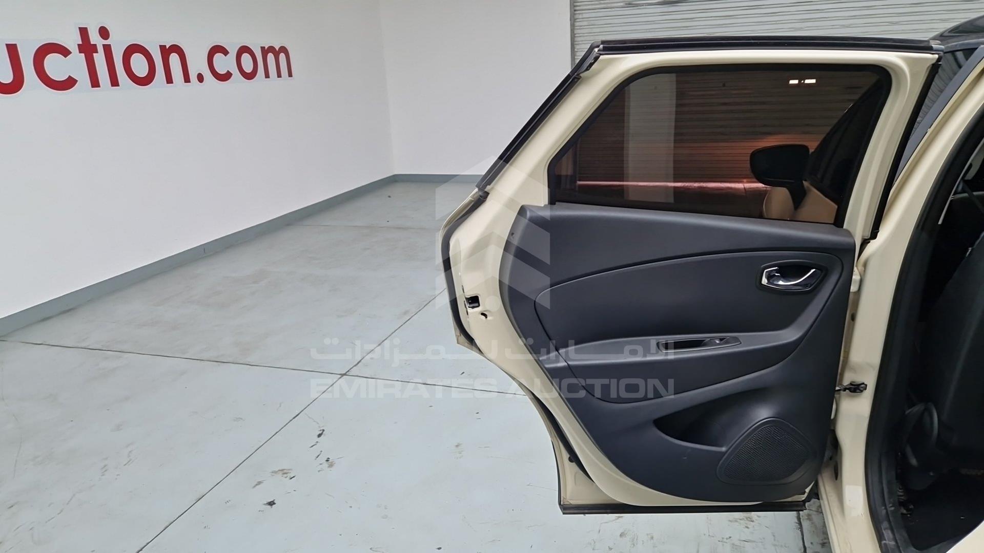 2017 RENAULT CAPTUR VIN: VF12RRJR0HW536373