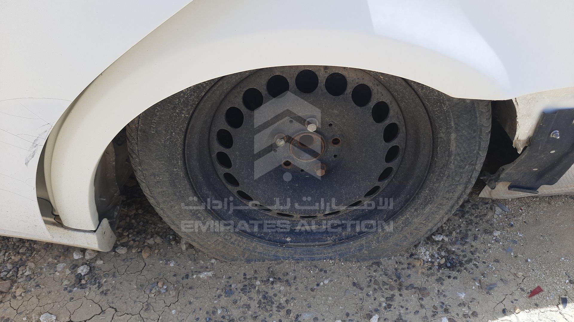 0 MERCEDES --- VIN: WDDDJ75X06A028077