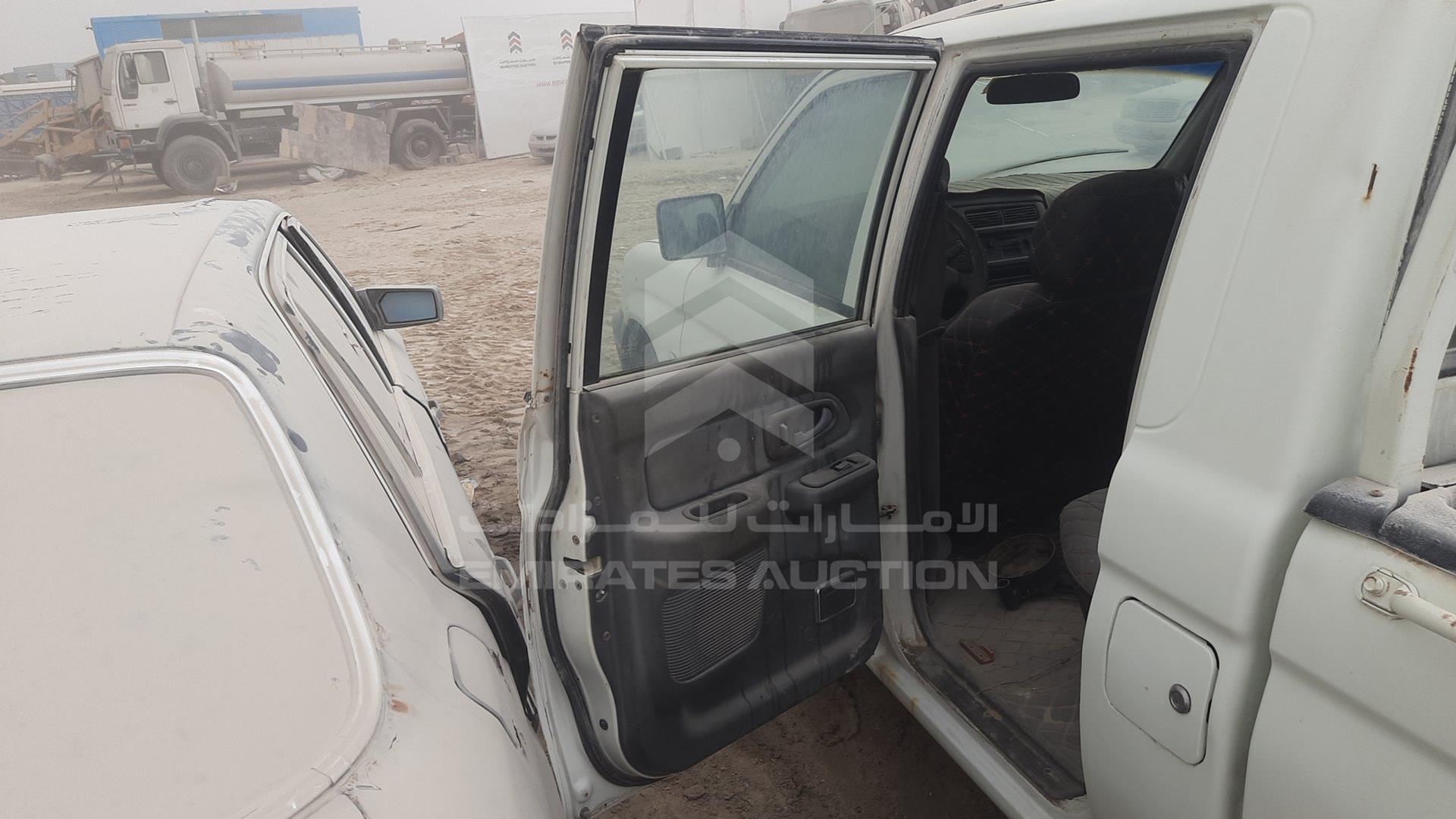 2004 MITSUBISHI L 200 VIN: MMBJNK7404D067273
