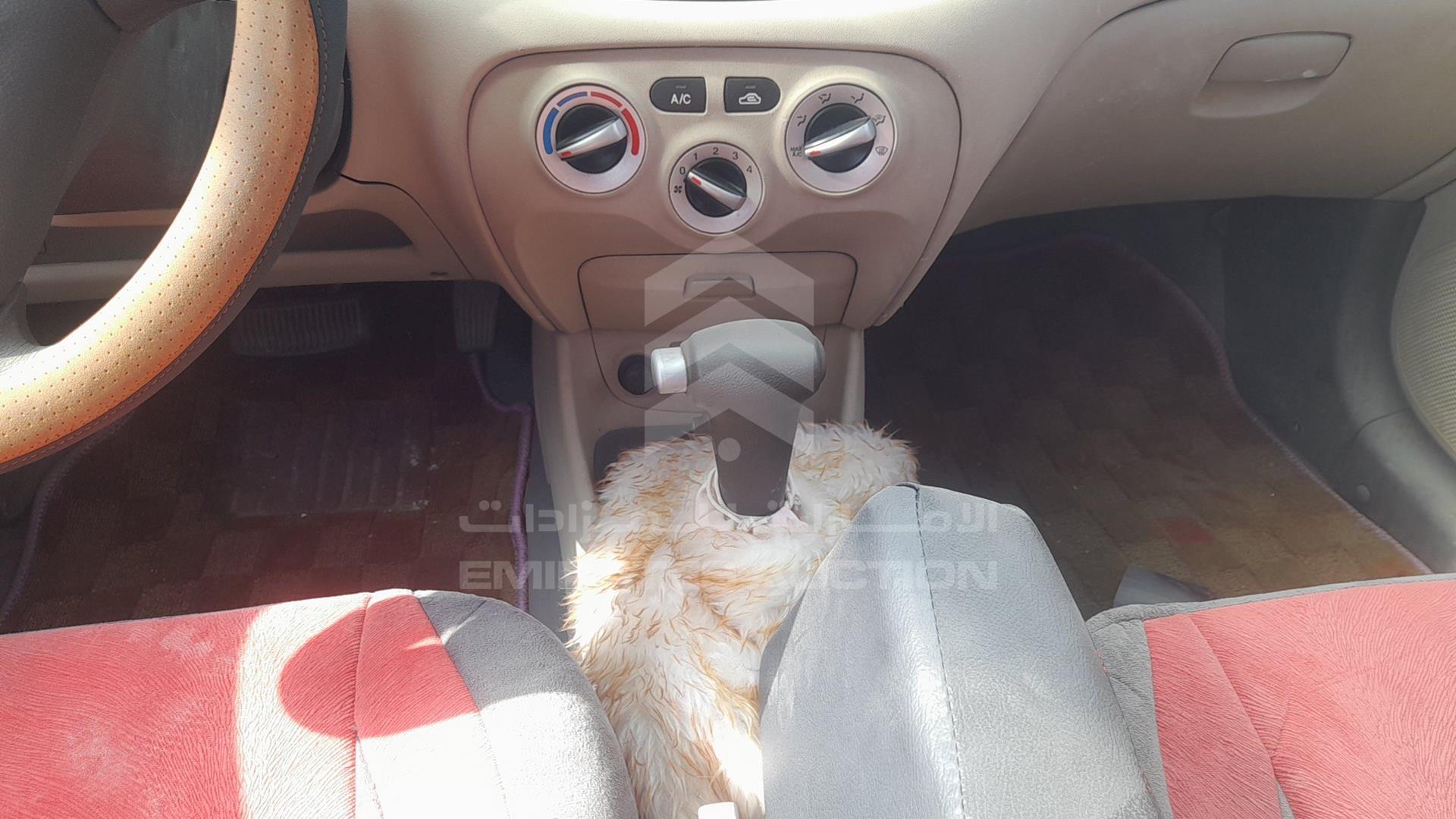 2008 HYUNDAI ACCENT VIN: KMHCM41A88U200219