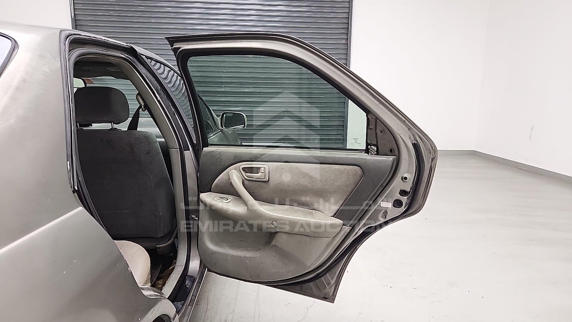 2001 TOYOTA CAMRY VIN: 4T1BG22KX1U108016