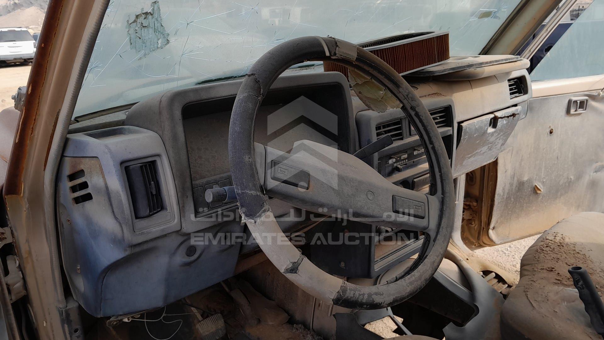 0 NISSAN PICKUP VIN: UGY60-000937
