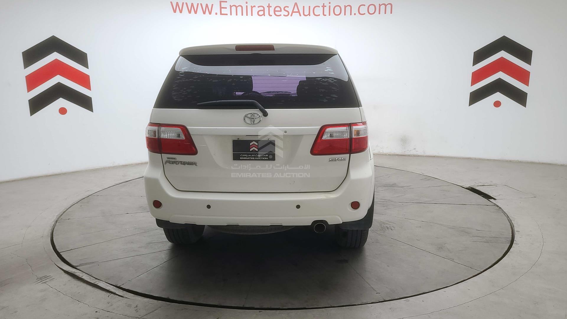 2011 TOYOTA FORTUNER VIN: MHFYX59G2B8018701