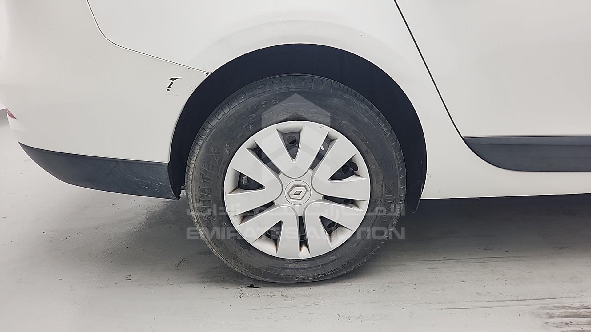 2014 RENAULT FLUENCE VIN: VF1LZLET1EC281995